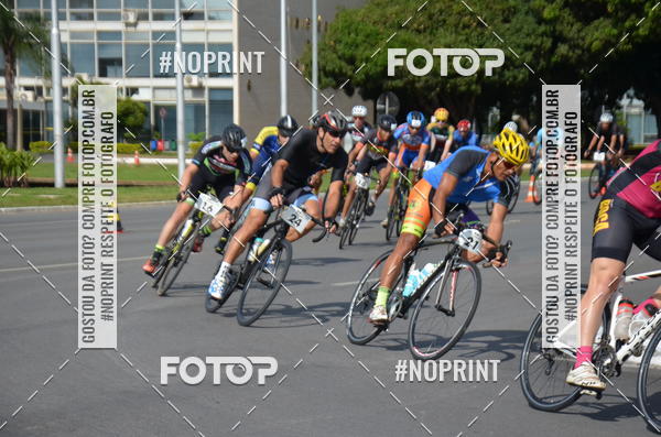 Buy your photos of the event100KM DE BRASLIA-COPA RESENHA MASTER DE CICLISMO. on Fotop