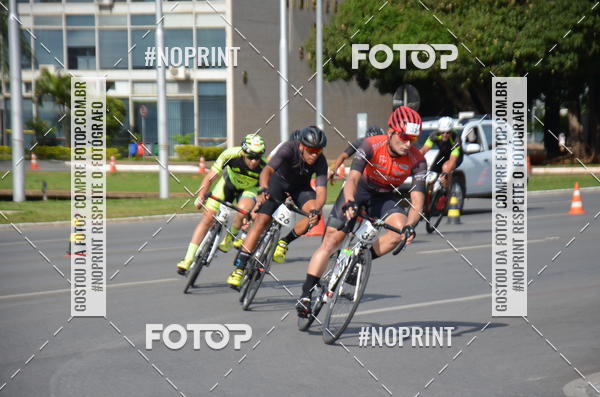 Buy your photos of the event100KM DE BRASLIA-COPA RESENHA MASTER DE CICLISMO. on Fotop