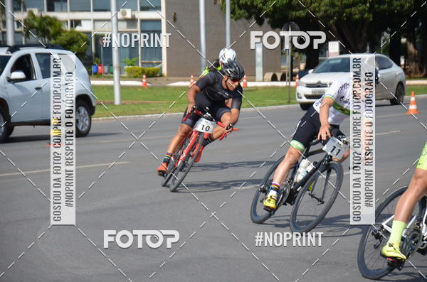 Buy your photos of the event100KM DE BRASLIA-COPA RESENHA MASTER DE CICLISMO. on Fotop