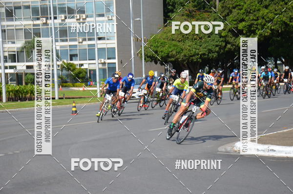 Buy your photos of the event100KM DE BRASLIA-COPA RESENHA MASTER DE CICLISMO. on Fotop