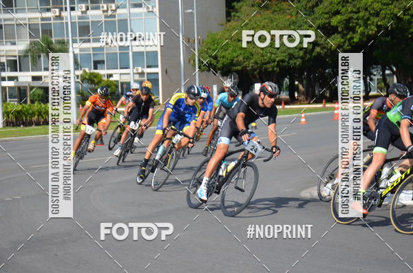 Buy your photos of the event100KM DE BRASLIA-COPA RESENHA MASTER DE CICLISMO. on Fotop