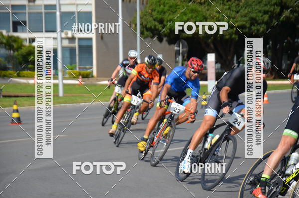 Buy your photos of the event100KM DE BRASLIA-COPA RESENHA MASTER DE CICLISMO. on Fotop
