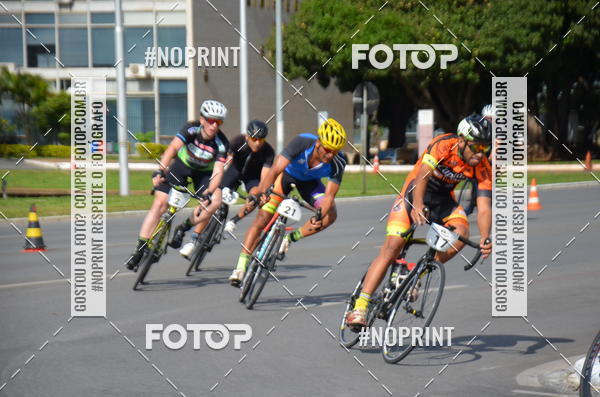 Buy your photos of the event100KM DE BRASLIA-COPA RESENHA MASTER DE CICLISMO. on Fotop