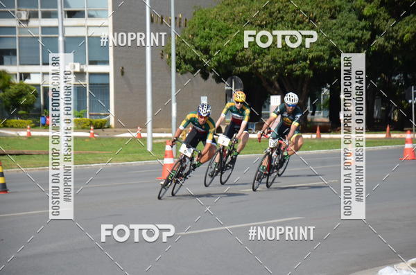 Buy your photos of the event100KM DE BRASLIA-COPA RESENHA MASTER DE CICLISMO. on Fotop