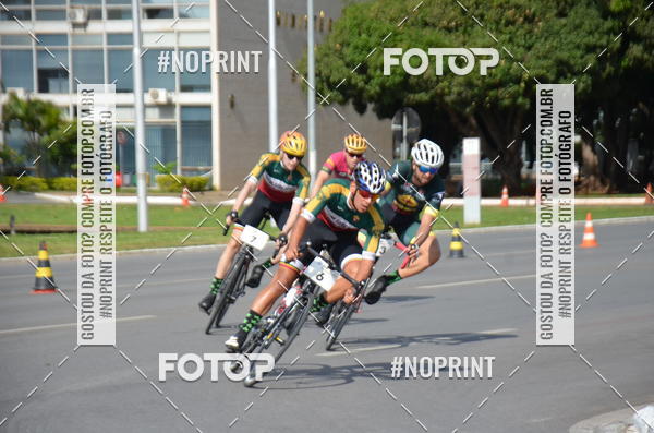 Buy your photos of the event100KM DE BRASLIA-COPA RESENHA MASTER DE CICLISMO. on Fotop