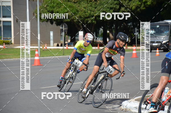 Buy your photos of the event100KM DE BRASLIA-COPA RESENHA MASTER DE CICLISMO. on Fotop