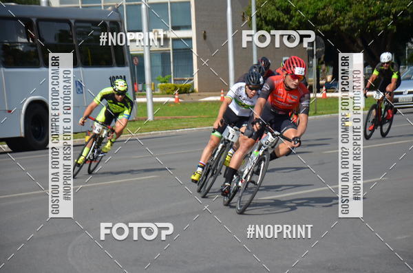 Buy your photos of the event100KM DE BRASLIA-COPA RESENHA MASTER DE CICLISMO. on Fotop