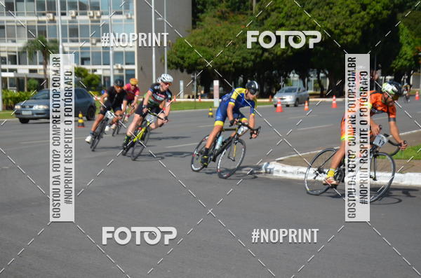 Buy your photos of the event100KM DE BRASLIA-COPA RESENHA MASTER DE CICLISMO. on Fotop