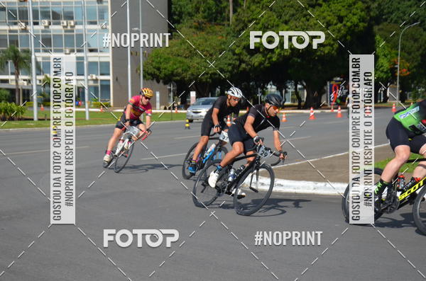 Buy your photos of the event100KM DE BRASLIA-COPA RESENHA MASTER DE CICLISMO. on Fotop