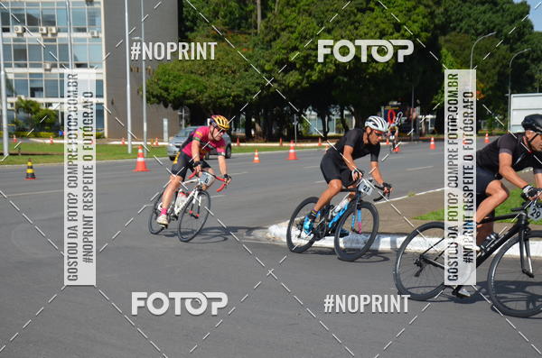 Buy your photos of the event100KM DE BRASLIA-COPA RESENHA MASTER DE CICLISMO. on Fotop