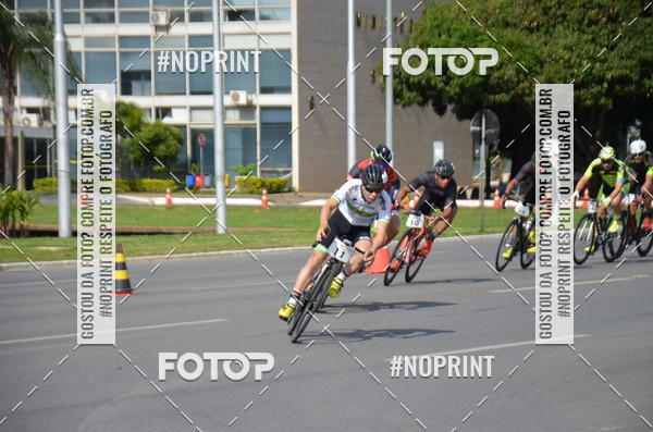 Buy your photos of the event100KM DE BRASLIA-COPA RESENHA MASTER DE CICLISMO. on Fotop