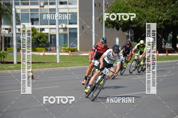 Buy your photos of the event100KM DE BRASLIA-COPA RESENHA MASTER DE CICLISMO. on Fotop