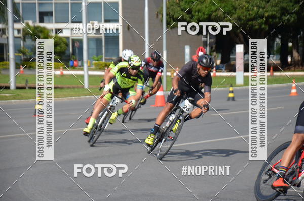 Buy your photos of the event100KM DE BRASLIA-COPA RESENHA MASTER DE CICLISMO. on Fotop