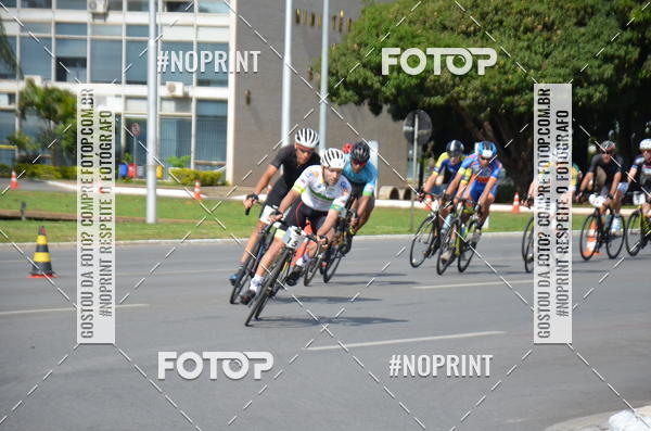 Buy your photos of the event100KM DE BRASLIA-COPA RESENHA MASTER DE CICLISMO. on Fotop