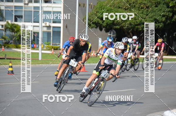 Buy your photos of the event100KM DE BRASLIA-COPA RESENHA MASTER DE CICLISMO. on Fotop