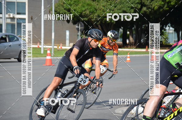 Buy your photos of the event100KM DE BRASLIA-COPA RESENHA MASTER DE CICLISMO. on Fotop
