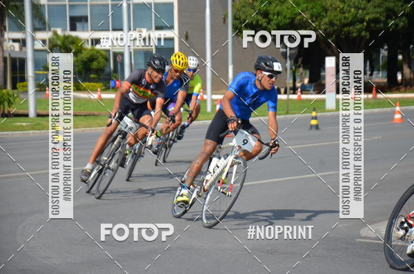 Buy your photos of the event100KM DE BRASLIA-COPA RESENHA MASTER DE CICLISMO. on Fotop