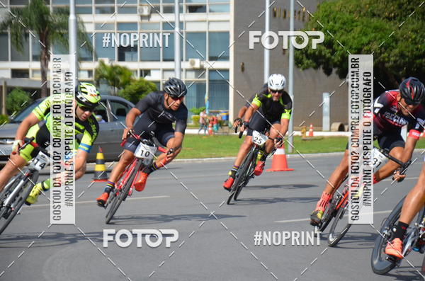 Buy your photos of the event100KM DE BRASLIA-COPA RESENHA MASTER DE CICLISMO. on Fotop