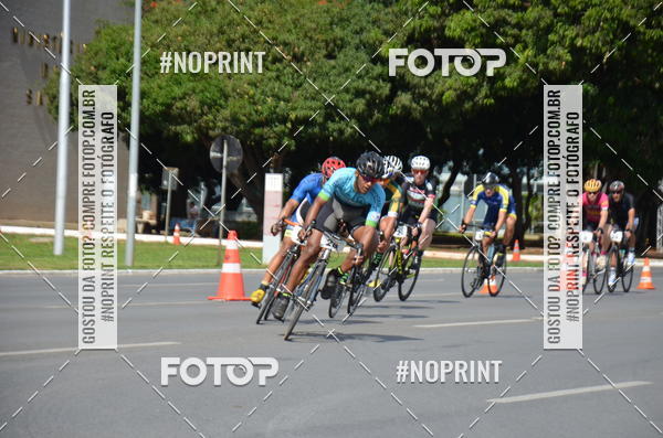 Buy your photos of the event100KM DE BRASLIA-COPA RESENHA MASTER DE CICLISMO. on Fotop