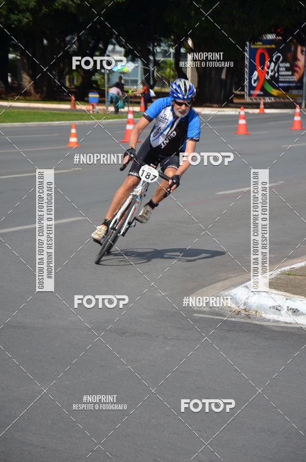 Buy your photos of the event100KM DE BRASLIA-COPA RESENHA MASTER DE CICLISMO. on Fotop