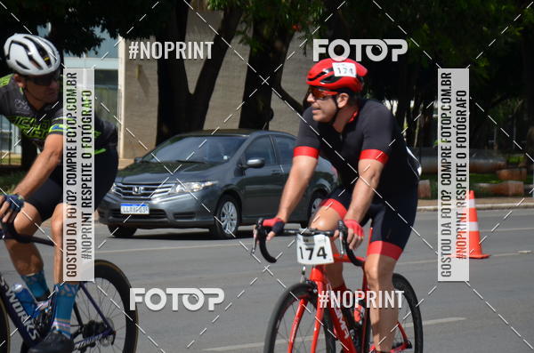 Buy your photos of the event100KM DE BRASLIA-COPA RESENHA MASTER DE CICLISMO. on Fotop
