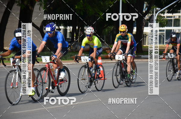 Buy your photos of the event100KM DE BRASLIA-COPA RESENHA MASTER DE CICLISMO. on Fotop