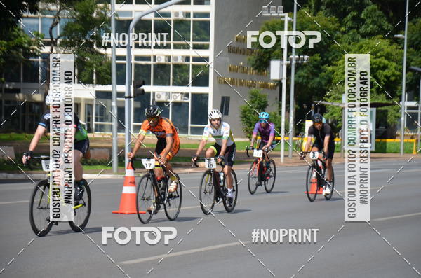 Buy your photos of the event100KM DE BRASLIA-COPA RESENHA MASTER DE CICLISMO. on Fotop