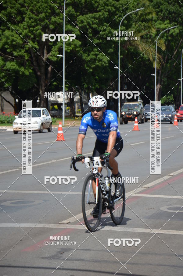 Buy your photos of the event100KM DE BRASLIA-COPA RESENHA MASTER DE CICLISMO. on Fotop