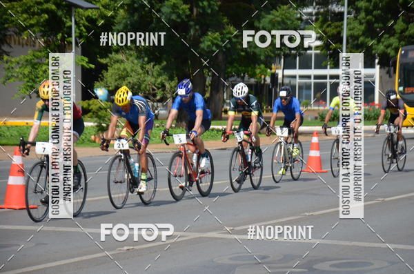 Buy your photos of the event100KM DE BRASLIA-COPA RESENHA MASTER DE CICLISMO. on Fotop