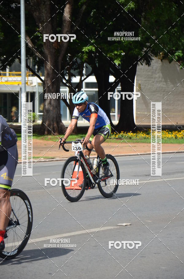 Buy your photos of the event100KM DE BRASLIA-COPA RESENHA MASTER DE CICLISMO. on Fotop