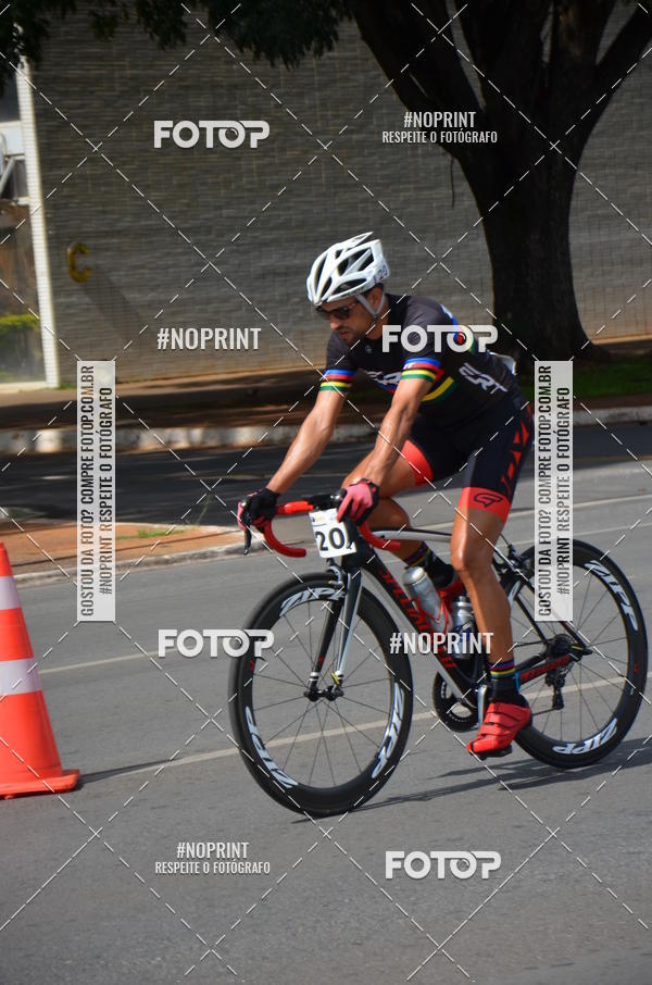 Buy your photos of the event100KM DE BRASLIA-COPA RESENHA MASTER DE CICLISMO. on Fotop