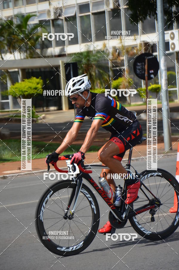 Buy your photos of the event100KM DE BRASLIA-COPA RESENHA MASTER DE CICLISMO. on Fotop