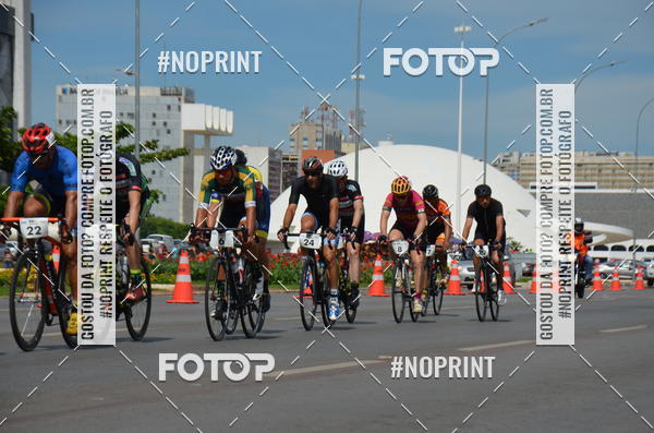 Buy your photos of the event100KM DE BRASLIA-COPA RESENHA MASTER DE CICLISMO. on Fotop