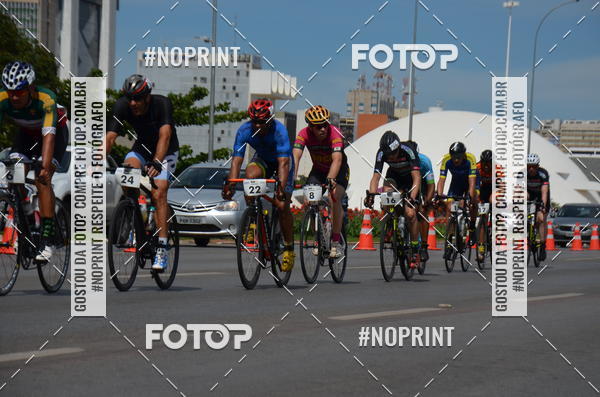 Buy your photos of the event100KM DE BRASLIA-COPA RESENHA MASTER DE CICLISMO. on Fotop