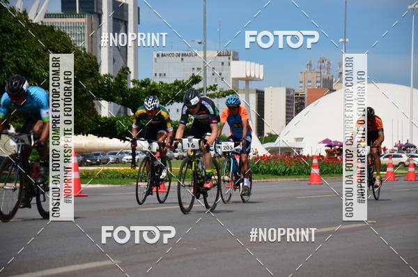 Buy your photos of the event100KM DE BRASLIA-COPA RESENHA MASTER DE CICLISMO. on Fotop