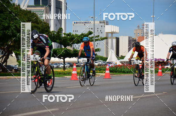 Buy your photos of the event100KM DE BRASLIA-COPA RESENHA MASTER DE CICLISMO. on Fotop