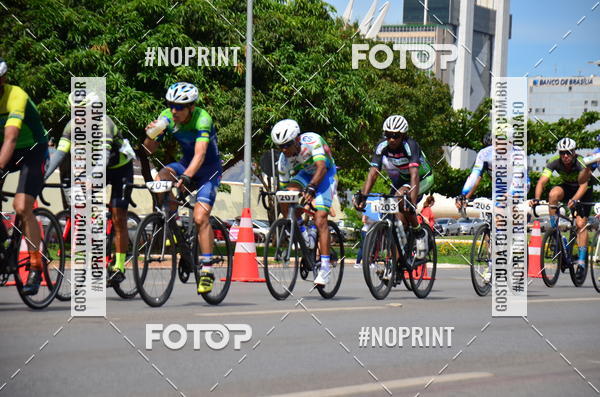 Buy your photos of the event100KM DE BRASLIA-COPA RESENHA MASTER DE CICLISMO. on Fotop