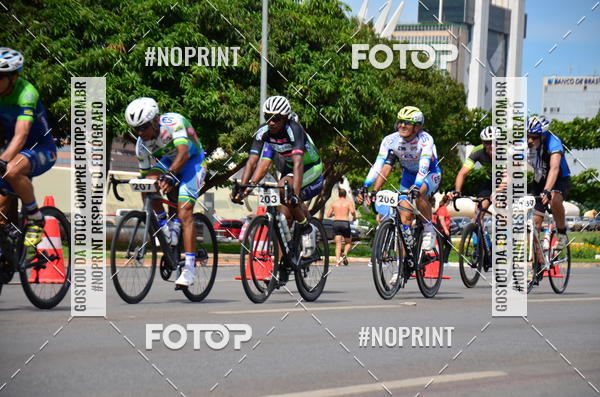 Buy your photos of the event100KM DE BRASLIA-COPA RESENHA MASTER DE CICLISMO. on Fotop