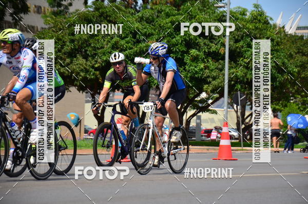 Buy your photos of the event100KM DE BRASLIA-COPA RESENHA MASTER DE CICLISMO. on Fotop