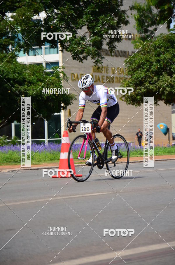 Buy your photos of the event100KM DE BRASLIA-COPA RESENHA MASTER DE CICLISMO. on Fotop