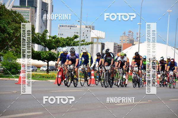 Buy your photos of the event100KM DE BRASLIA-COPA RESENHA MASTER DE CICLISMO. on Fotop