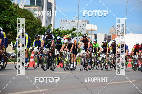 Buy your photos of the event100KM DE BRASLIA-COPA RESENHA MASTER DE CICLISMO. on Fotop