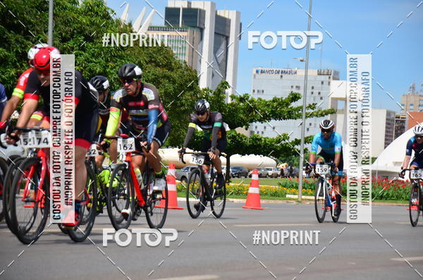 Buy your photos of the event100KM DE BRASLIA-COPA RESENHA MASTER DE CICLISMO. on Fotop
