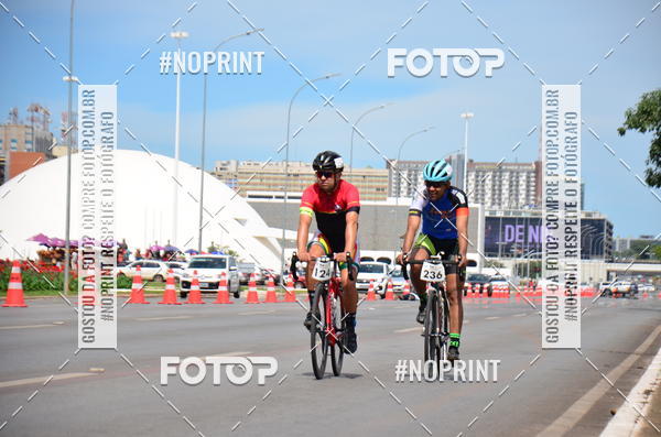 Buy your photos of the event100KM DE BRASLIA-COPA RESENHA MASTER DE CICLISMO. on Fotop