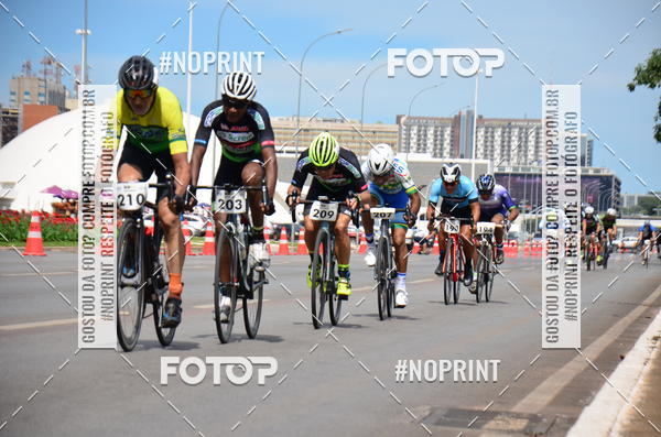 Buy your photos of the event100KM DE BRASLIA-COPA RESENHA MASTER DE CICLISMO. on Fotop