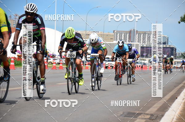 Buy your photos of the event100KM DE BRASLIA-COPA RESENHA MASTER DE CICLISMO. on Fotop