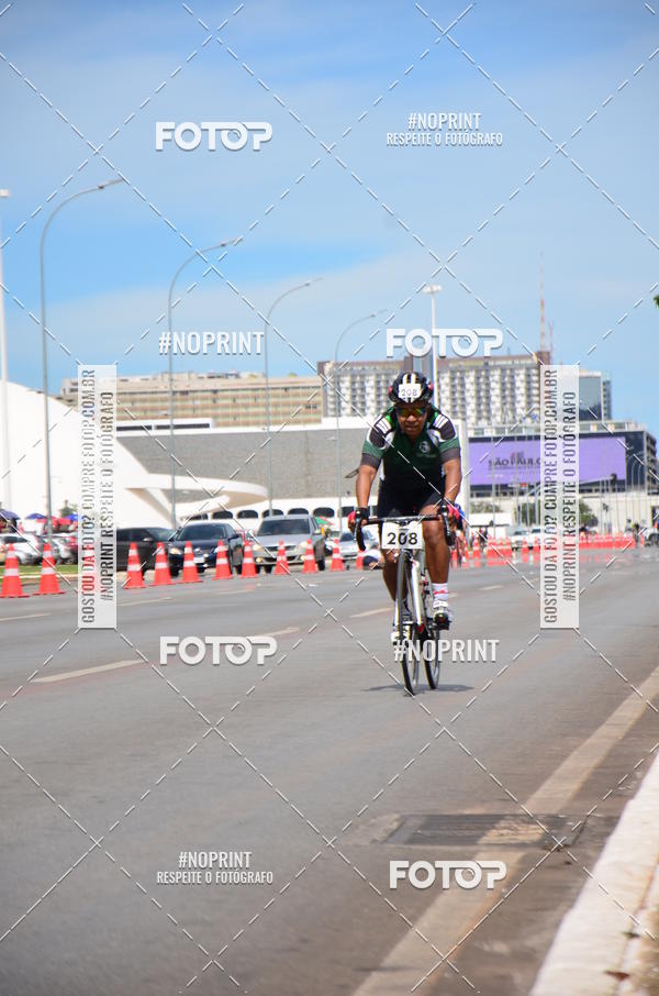 Buy your photos of the event100KM DE BRASLIA-COPA RESENHA MASTER DE CICLISMO. on Fotop