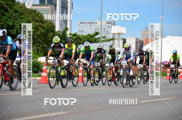 Buy your photos of the event100KM DE BRASLIA-COPA RESENHA MASTER DE CICLISMO. on Fotop