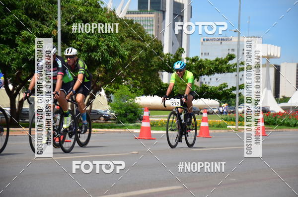Buy your photos of the event100KM DE BRASLIA-COPA RESENHA MASTER DE CICLISMO. on Fotop