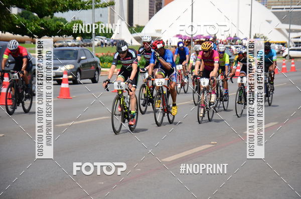 Buy your photos of the event100KM DE BRASLIA-COPA RESENHA MASTER DE CICLISMO. on Fotop